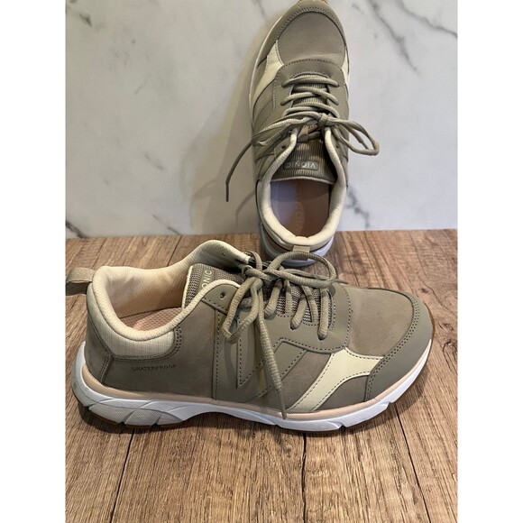 Vionic Lace-Up Athletic Sneakers Zanny Dark Taupe Size 8 - Picture 1 of 7
